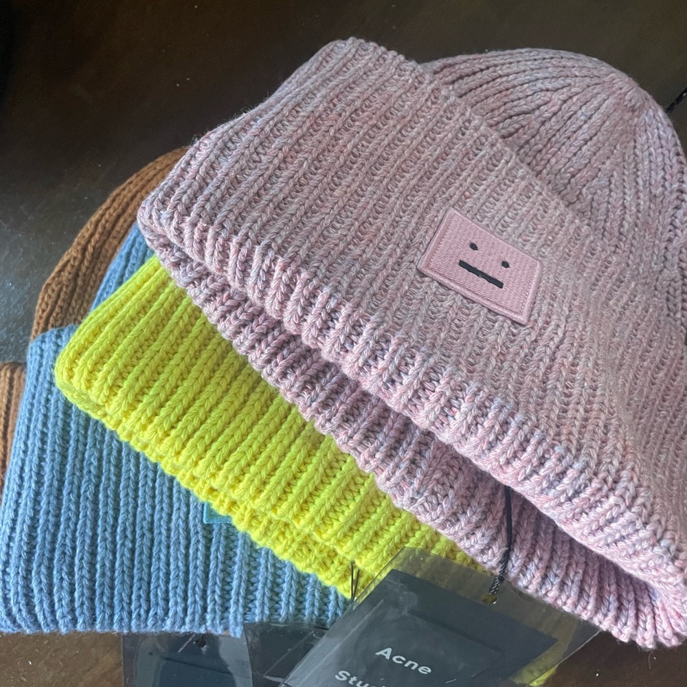 PINK Acne Studios beanie